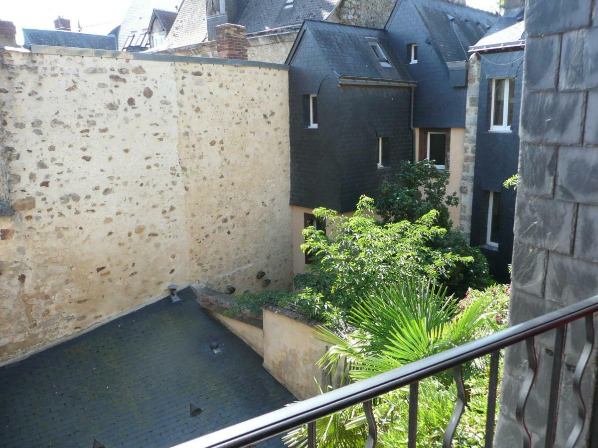 Charmant Studio Vieux Mans / Centre Le Mans Exterior foto